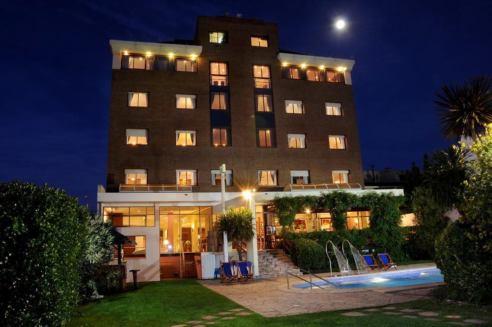 Niken Hotel Spa & Business Center Necochea Exterior photo